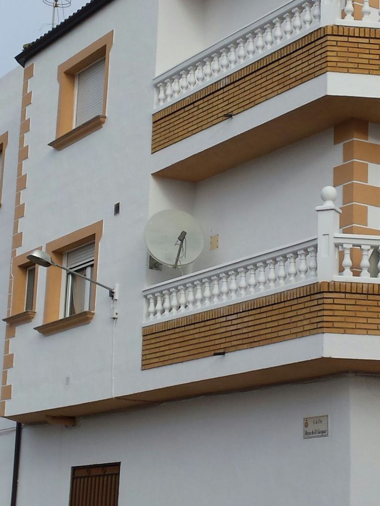 edf50fdf-b88c-4262-a79d-f75c3bc093da_zps