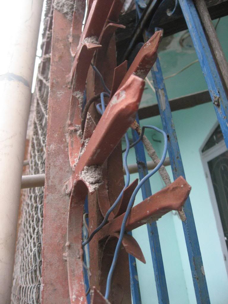 Thanh lý 01 xe đẩy em bé và 01 nôi mây em bé còn mới tinh, được  tặng không xài - 2