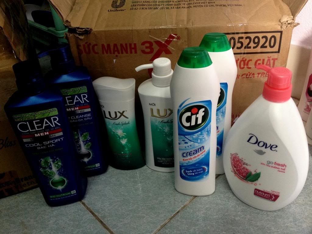 Dầu gội,sữa tắm,dưỡng thể Lifebouy Clear Sunsilk Lux Pond's hàng siêu thị giá siêu rẻ - 1