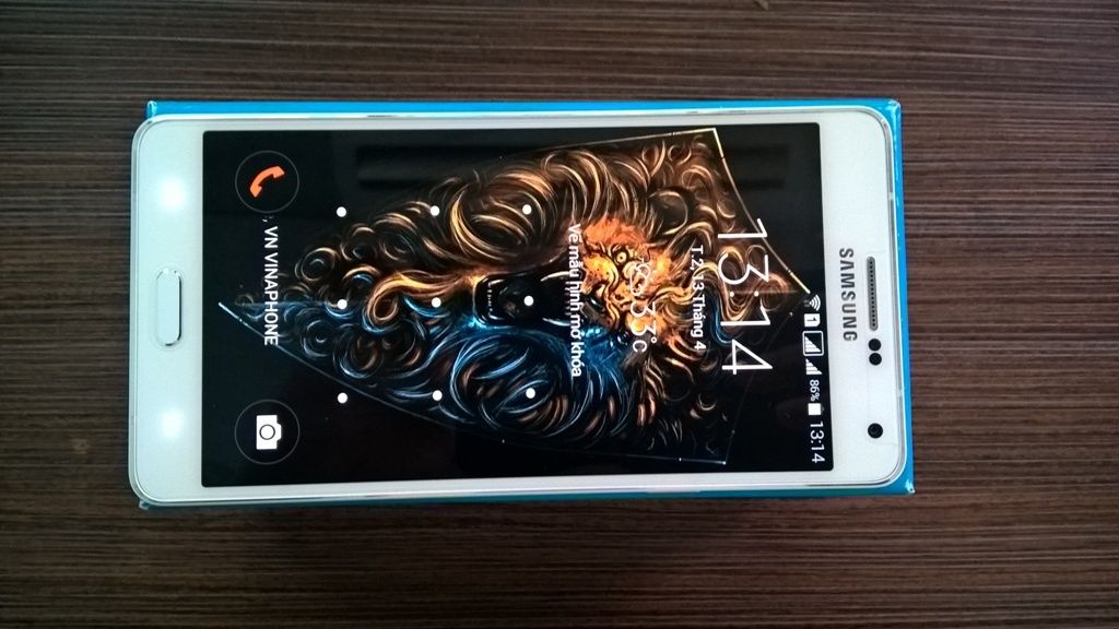 Samsung A7 chính hãng fullbox, asha 210 2s2s, sony ericsson T700 fullbox hàng sưu tầm