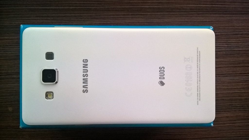 Samsung A7 chính hãng fullbox, asha 210 2s2s, sony ericsson T700 fullbox hàng sưu tầm - 1