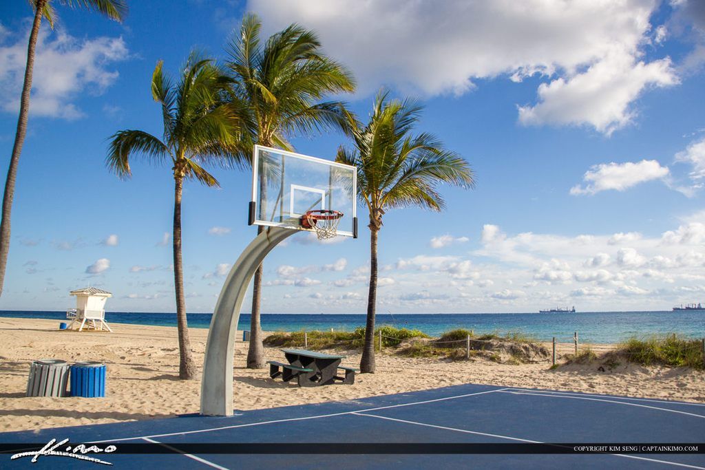 [Image: A129-Fort-Lauderdale-Basketball-Court-at...sqyk9g.jpg]
